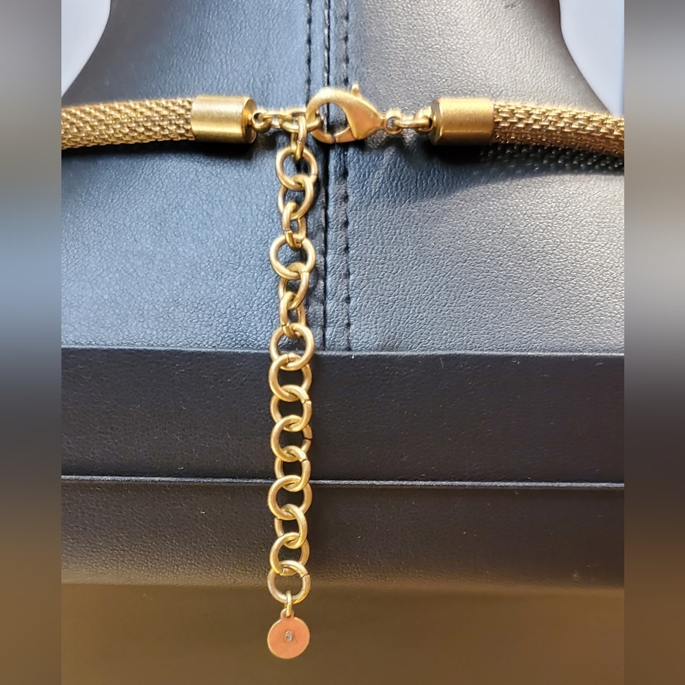 Stella and Dot Statement Necklace - Picture 5 of 9
